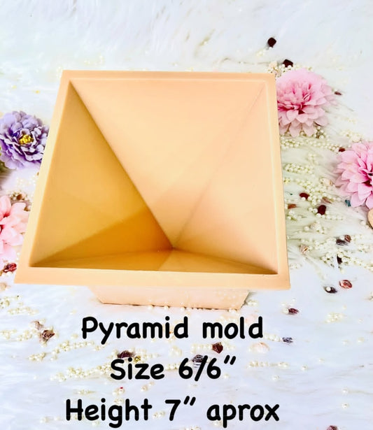 Pyramid Mold