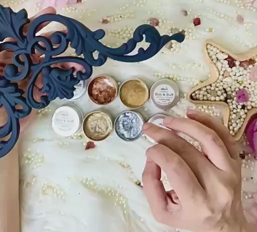 Rub and Buff // Gilding Wax