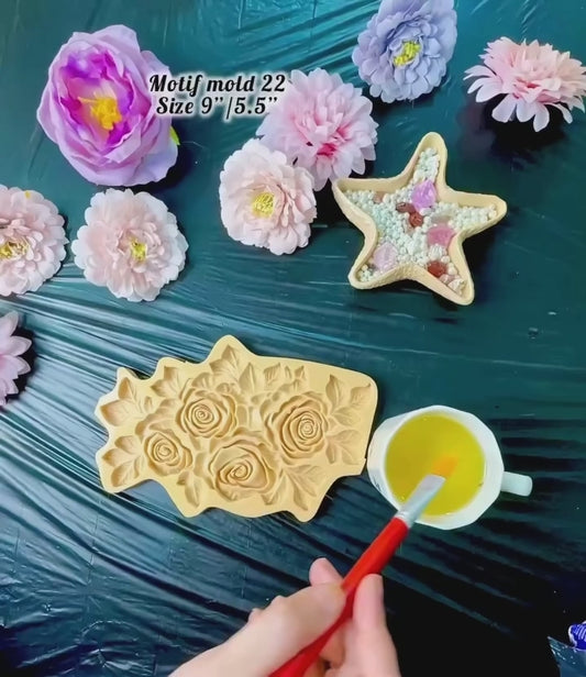 Motif Mold 22