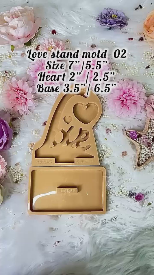 Love Stand Mold 02